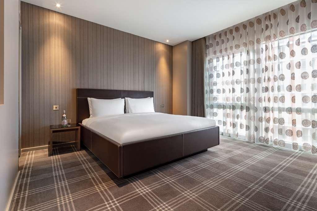 Hotel Radisson Blu Hotel, Canary Wharf East 4*